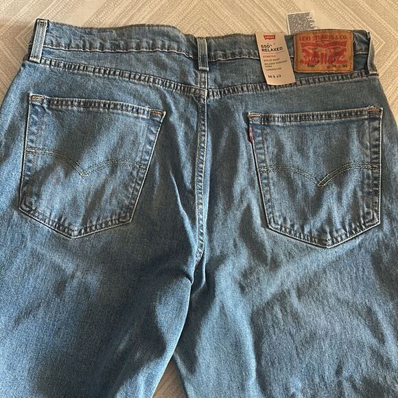 Levi’s Men’s 550 Relaxed Stretch Tapered Leg Light Denim Jeans - 36x30 - Picture 3 of 6